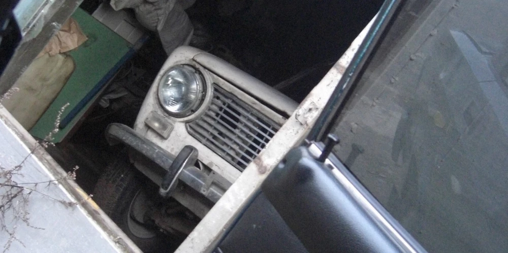 Узнайте, как итальянский автомобиль Fiat 124 стал основой для создания советского автомобиля Ваз 2101. История слияния и технические особенности.